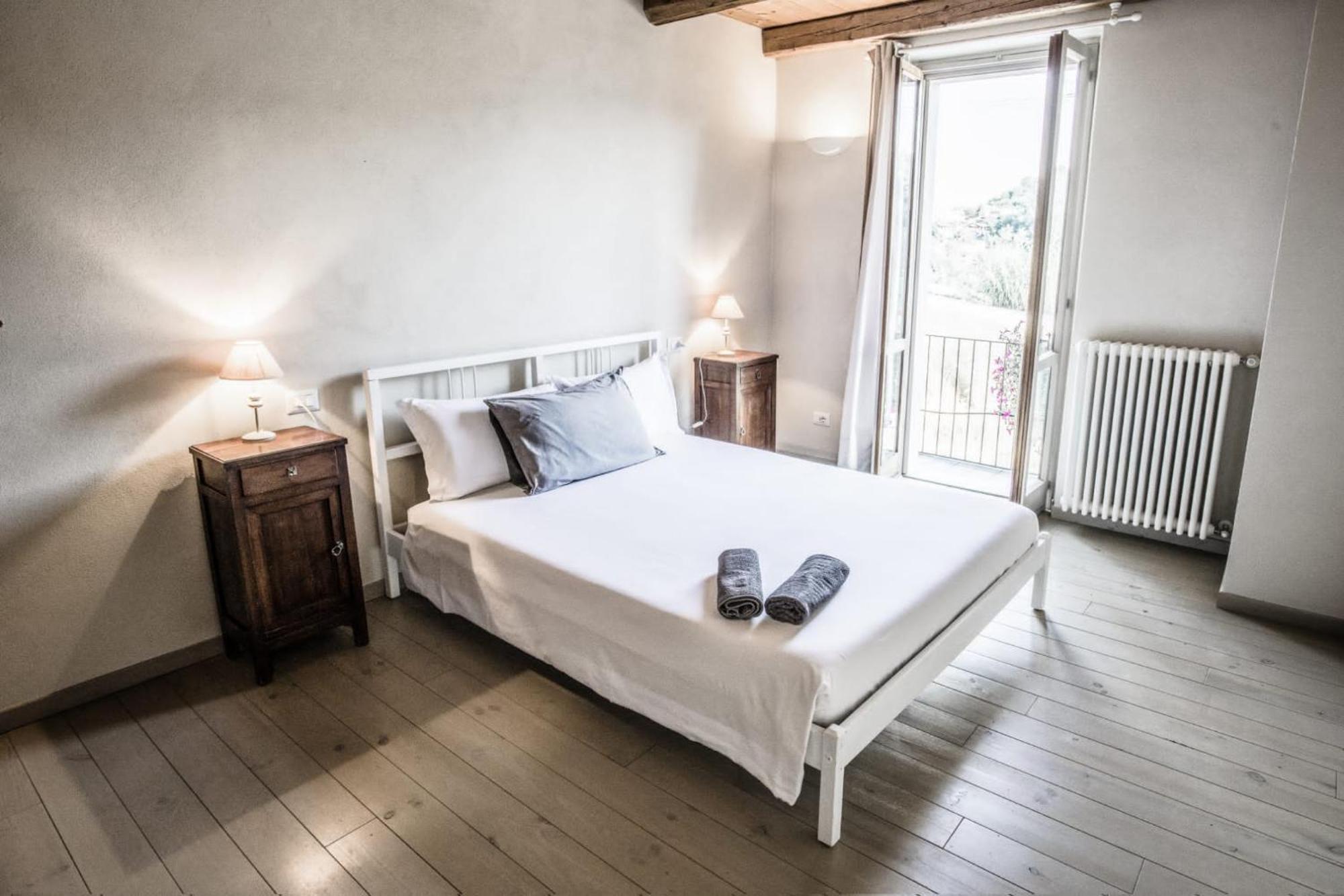 La Casa Di Roby-1 Appartamento La Morra Con Piscina Экстерьер фото