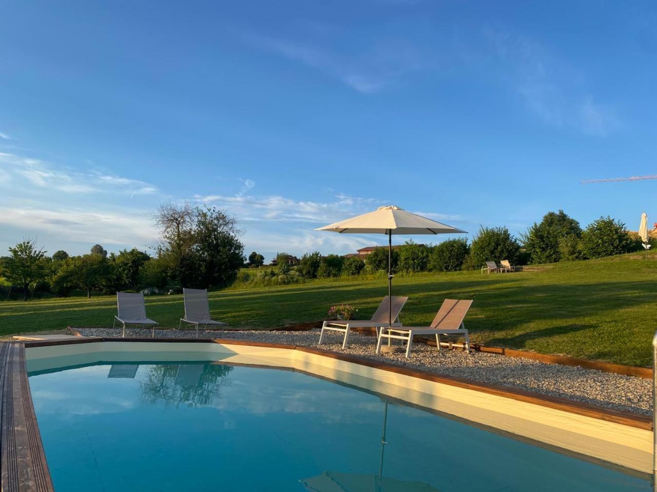 La Casa Di Roby-1 Appartamento La Morra Con Piscina Экстерьер фото